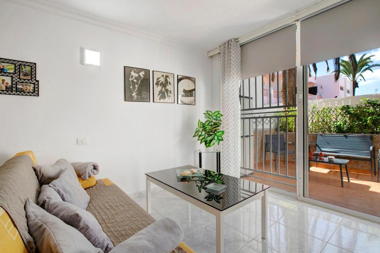 Apartamento Mertxe 阿罗纳 外观 照片