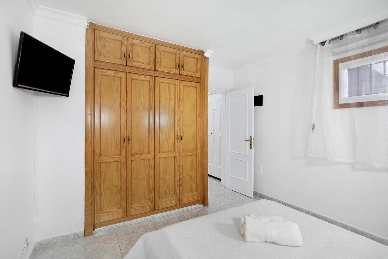 Apartamento Mertxe 阿罗纳 外观 照片